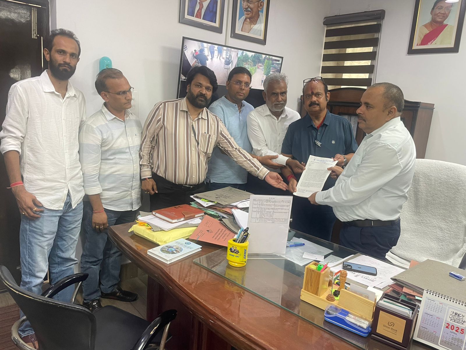 देवभूमि जल शक्ति कांट्रेक्टर वेलफेयर एसोसिएशन भुगतान में हो रही देरी के संदर्भ में सचिव पेयजल को ज्ञापन दिया