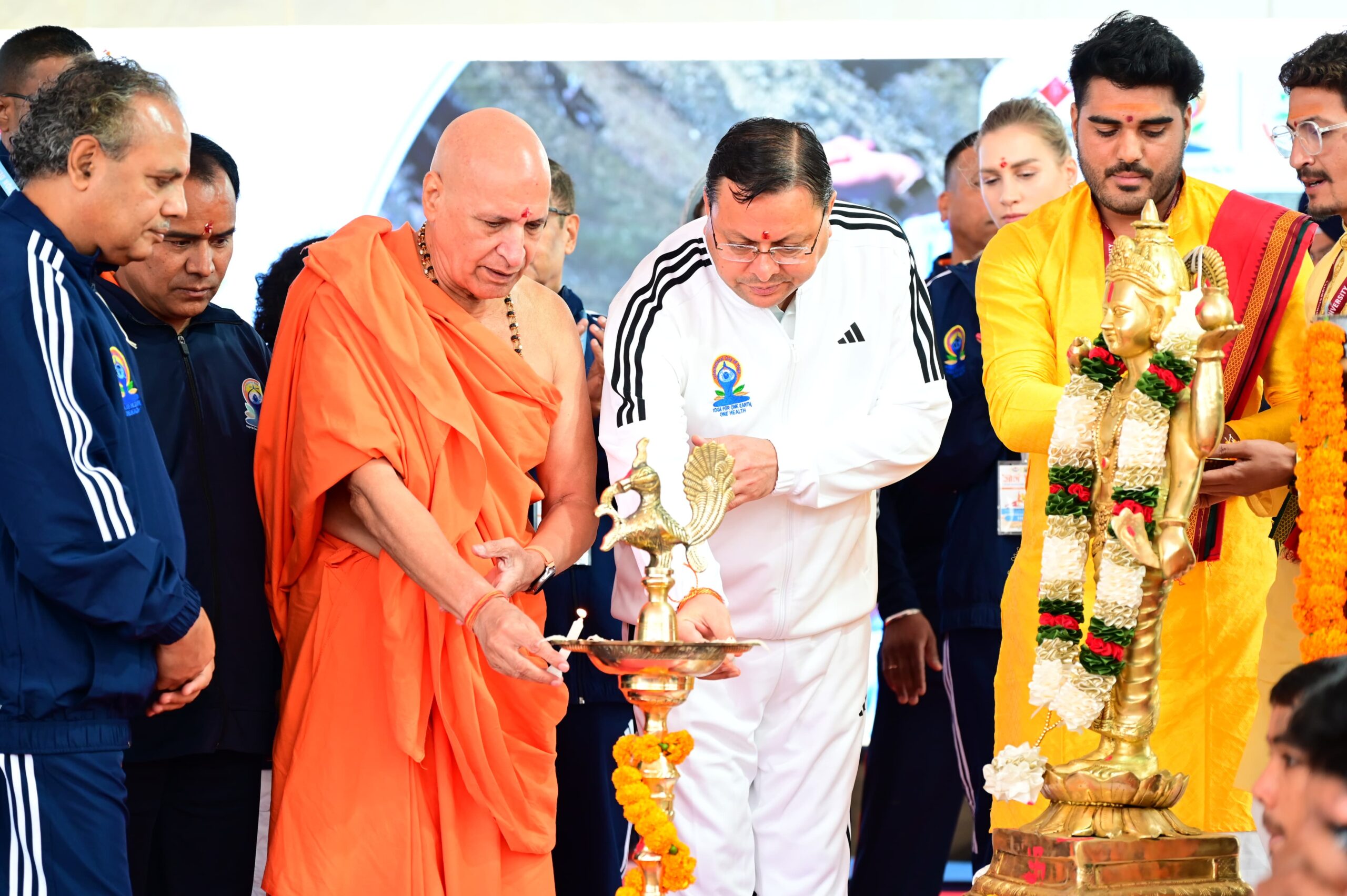 मुख्यमंत्री ने भराड़ीसैंण से दिया “हर घर योग, हर जन निरोग’’ का संदेश