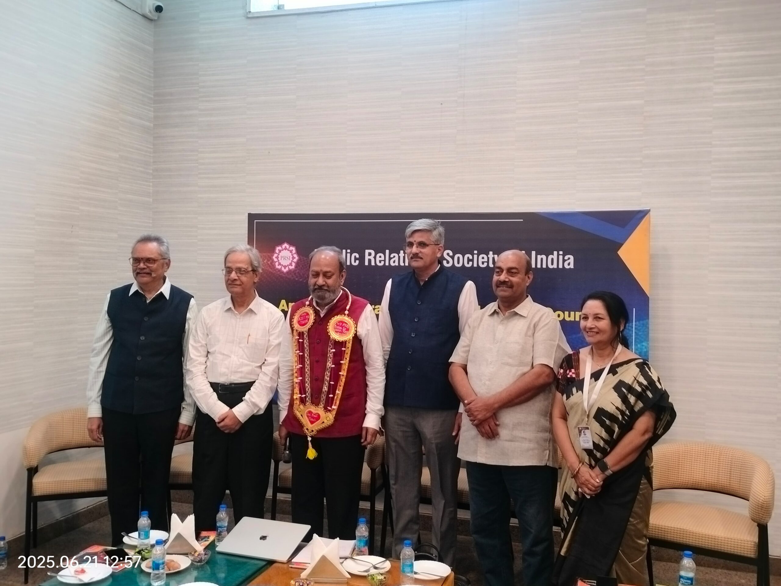 डॉ. अजीत पाठक 21वीं बार पीआरएसआई के राष्ट्रीय अध्यक्ष निर्विरोध निर्वाचित