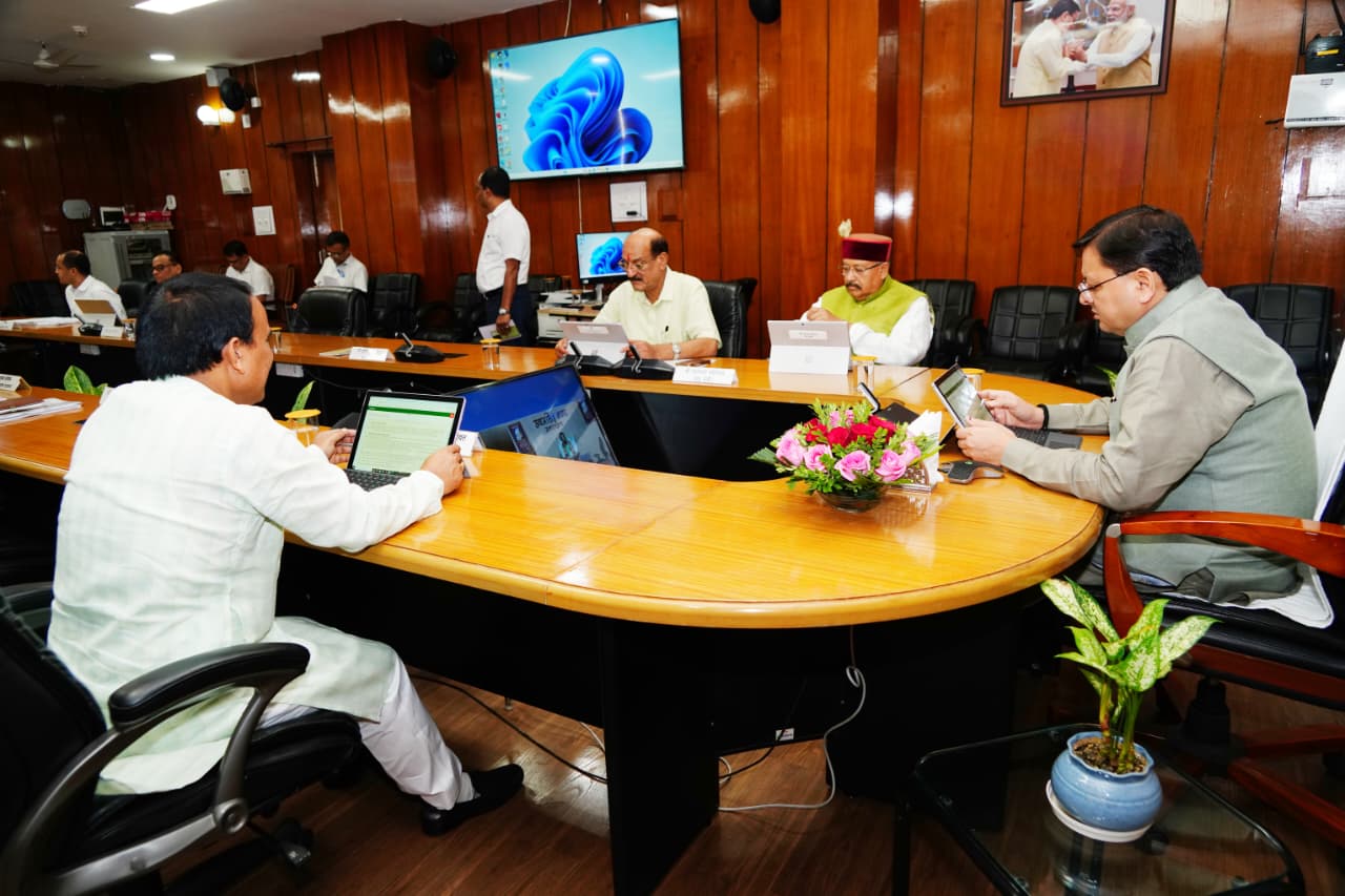 कैबिनेट बैठक में प्रदेश के विकास से जुड़े महत्वपूर्ण निर्णय लिए गए ,मुख्यमंत्री पुष्कर सिंह धामी 