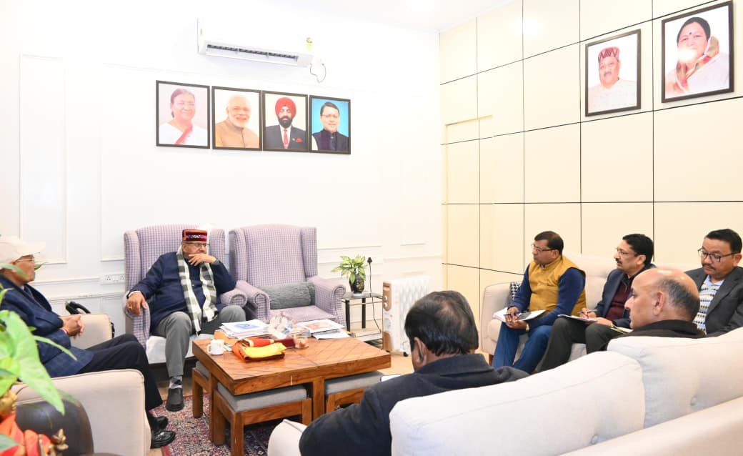 कृषि मंत्री गणेश जोशी ने बारिश न होने से फसलों को हो रहे नुकसान की समीक्षा, सर्वे कर शीघ्र रिपोर्ट देने के निर्देश