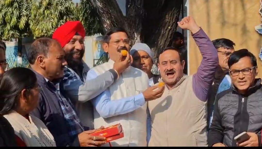 नितिन नबीन के नवीन राष्ट्रीय अध्यक्ष बनने पर भाजपा कार्यकर्ताओं ने मनाया जश्न!